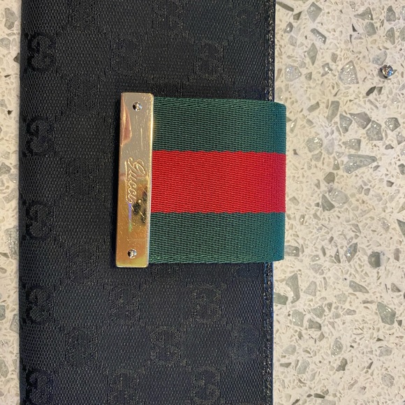 ❌SOLD❌GUCCI WALLET💚❤️💚 - Picture 2 of 6